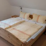 Schade شقة