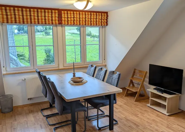 Schade * 埃斯洛黑